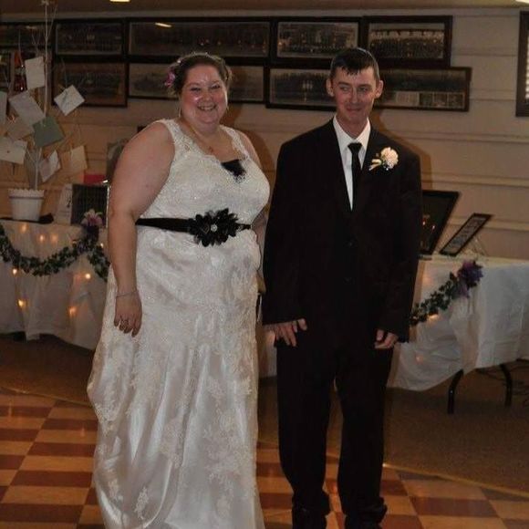 Meet your Posher, Amanda - Picture 1 of 1